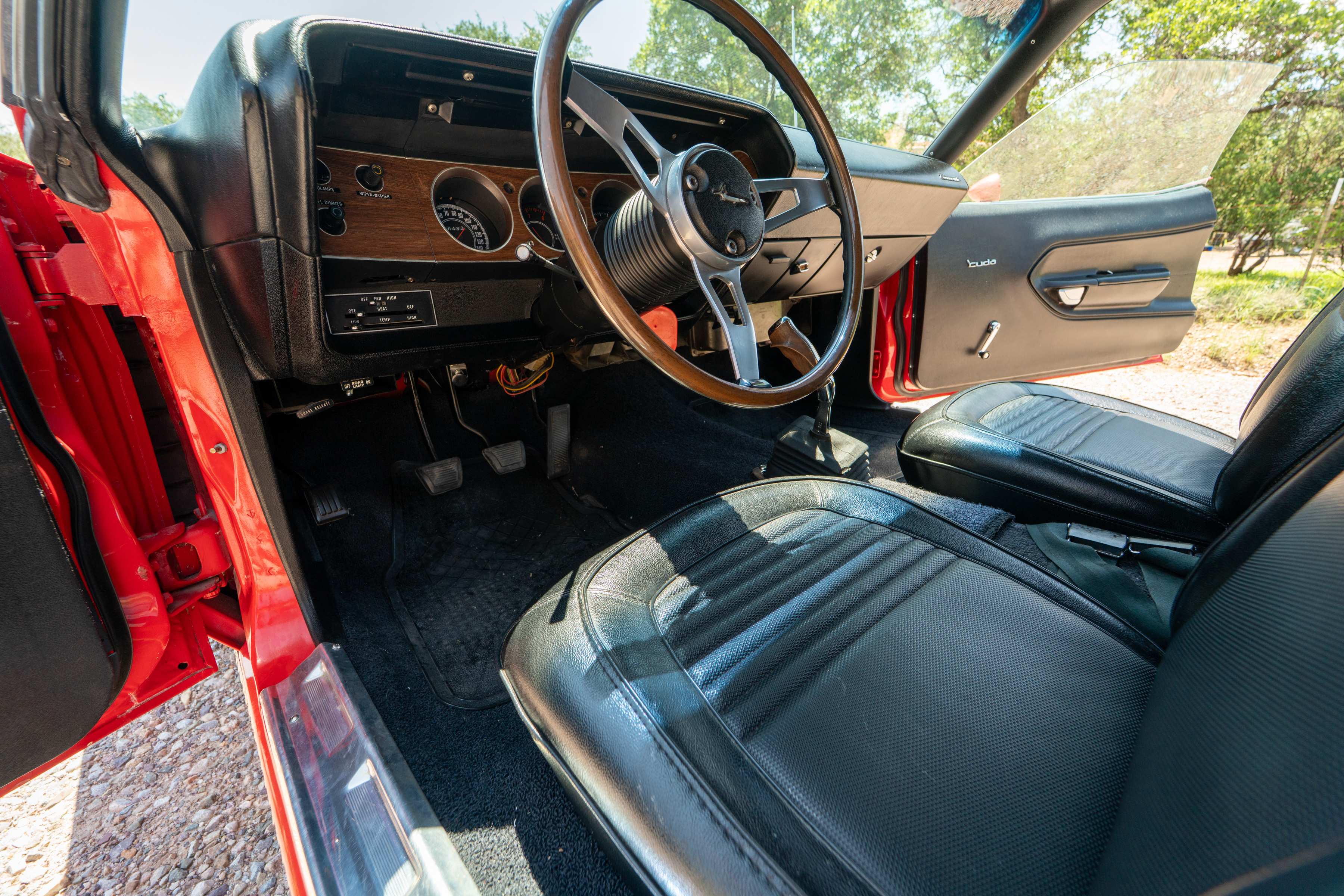 042Interior1970PlymouthHemicuda