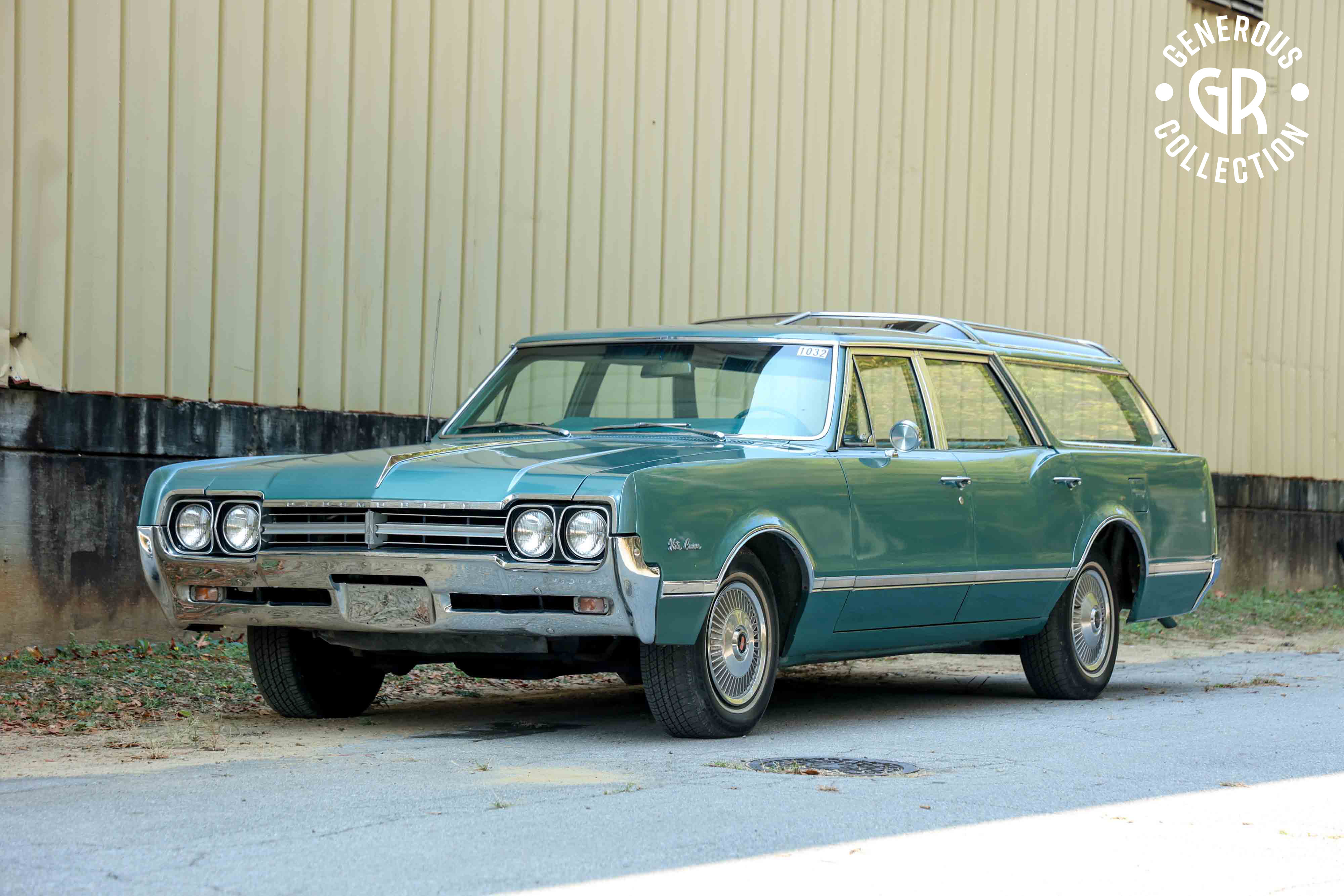 1966 Oldsmobile Vista Cruiser 