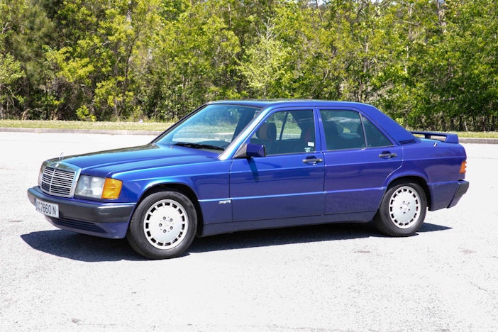 Euro 1992 Mercedes-Benz 190E Avantgarde Azzurro Five-Speed
