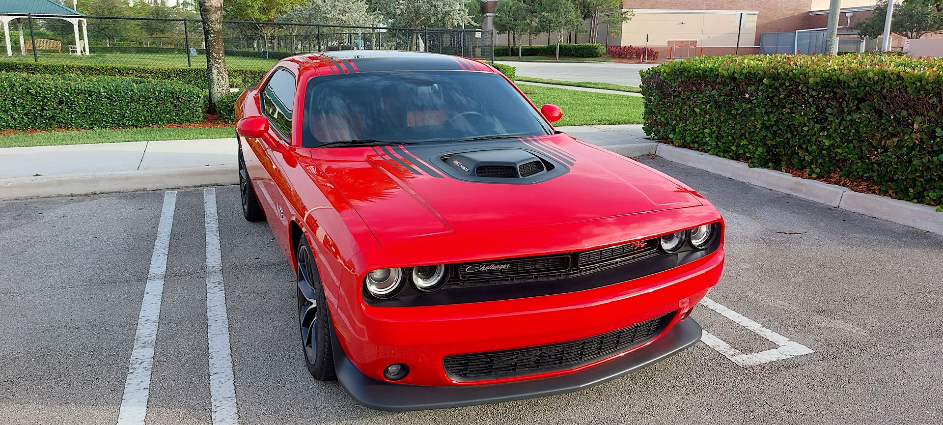 7k-Mile 2015 Dodge Challenger Scat Pack Shaker Six-Speed