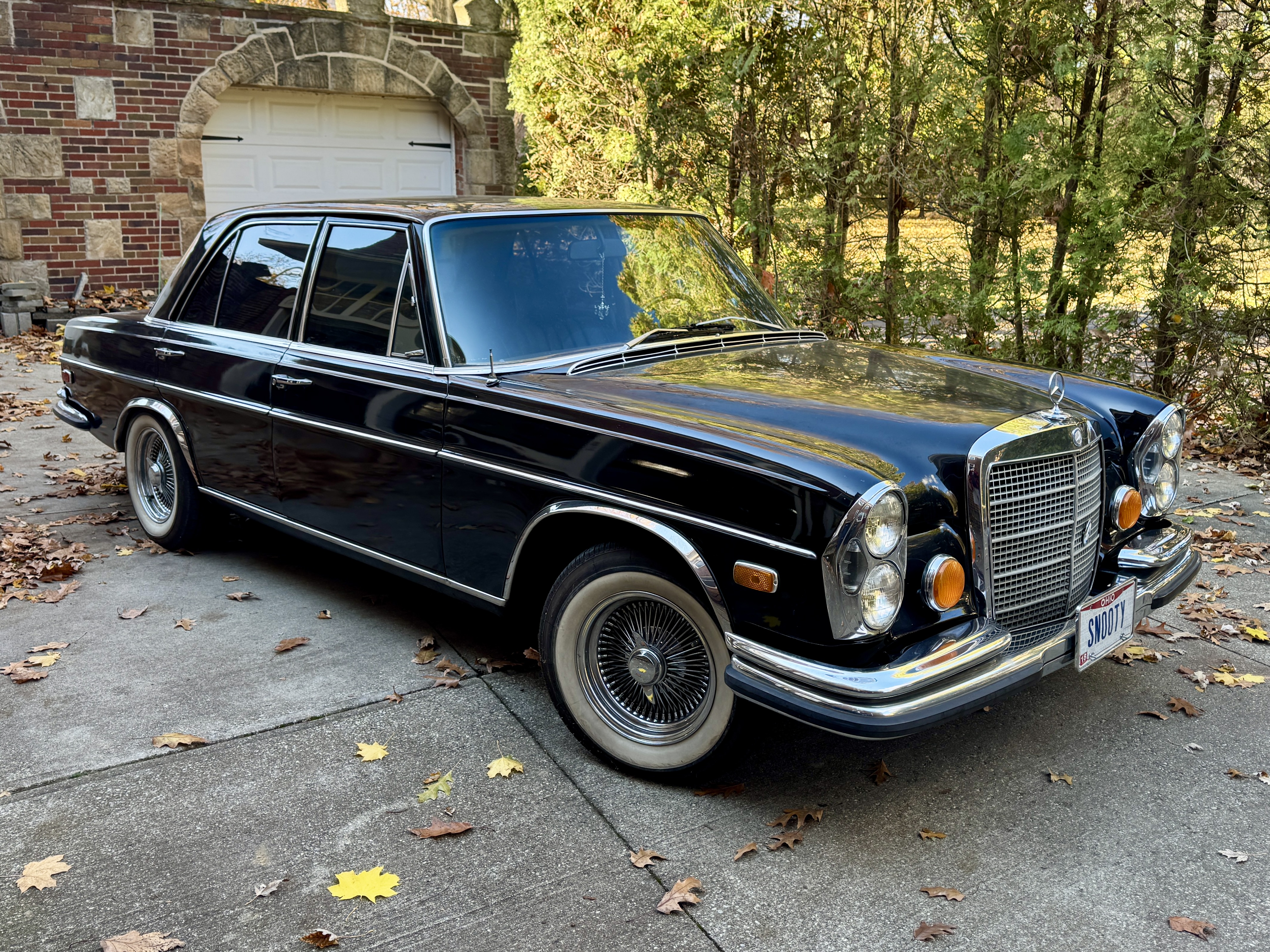 1973 Mercedes-Benz 280SE 4.5 Sedan