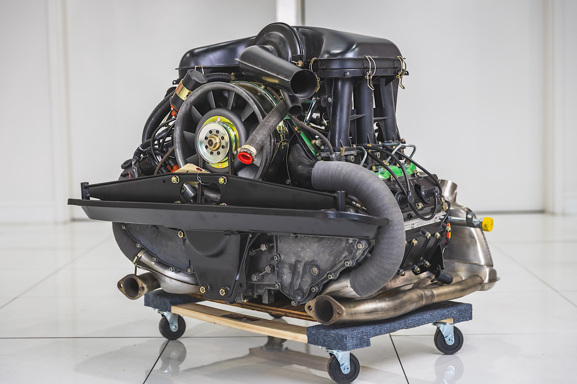 2025HagertyMarketplaceDavidGlennCollectionLot331973EEngine003ADeremerStudiosLLCR