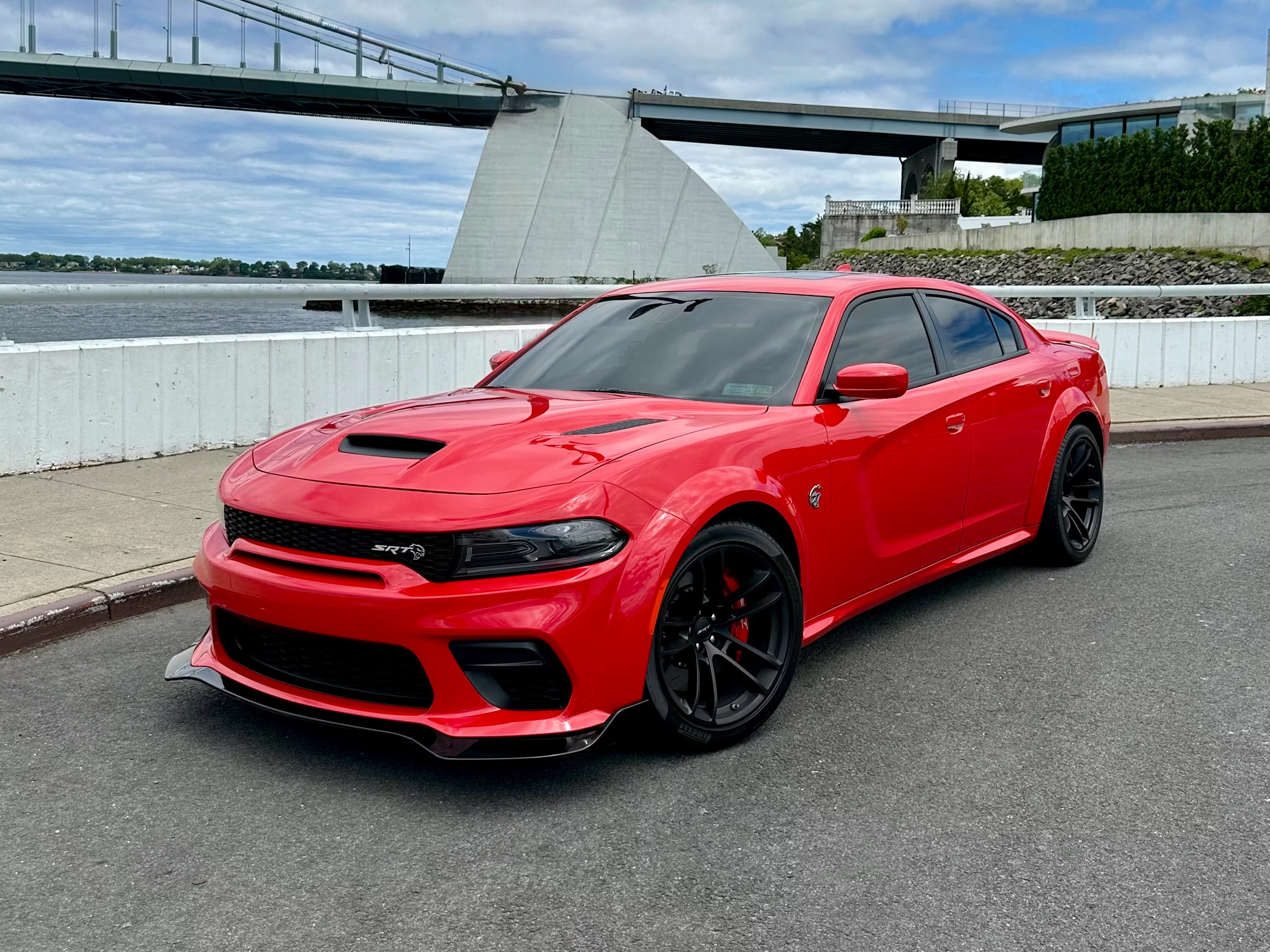 1,600-Mile 2022 Dodge Charger SRT Hellcat Widebody