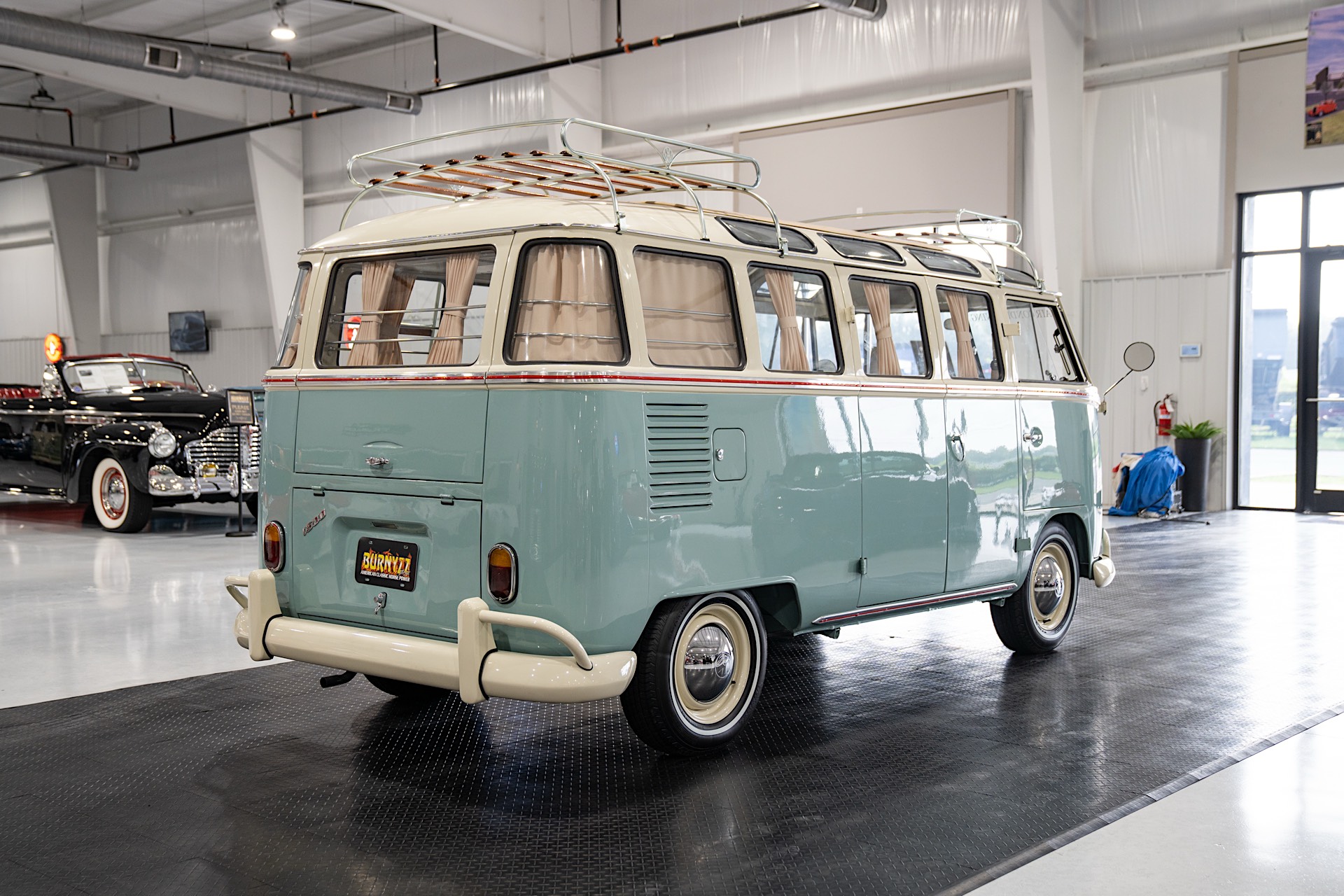 1974 Volkswagen Type 2 Kombi 23-Window Samba Conversion for sale