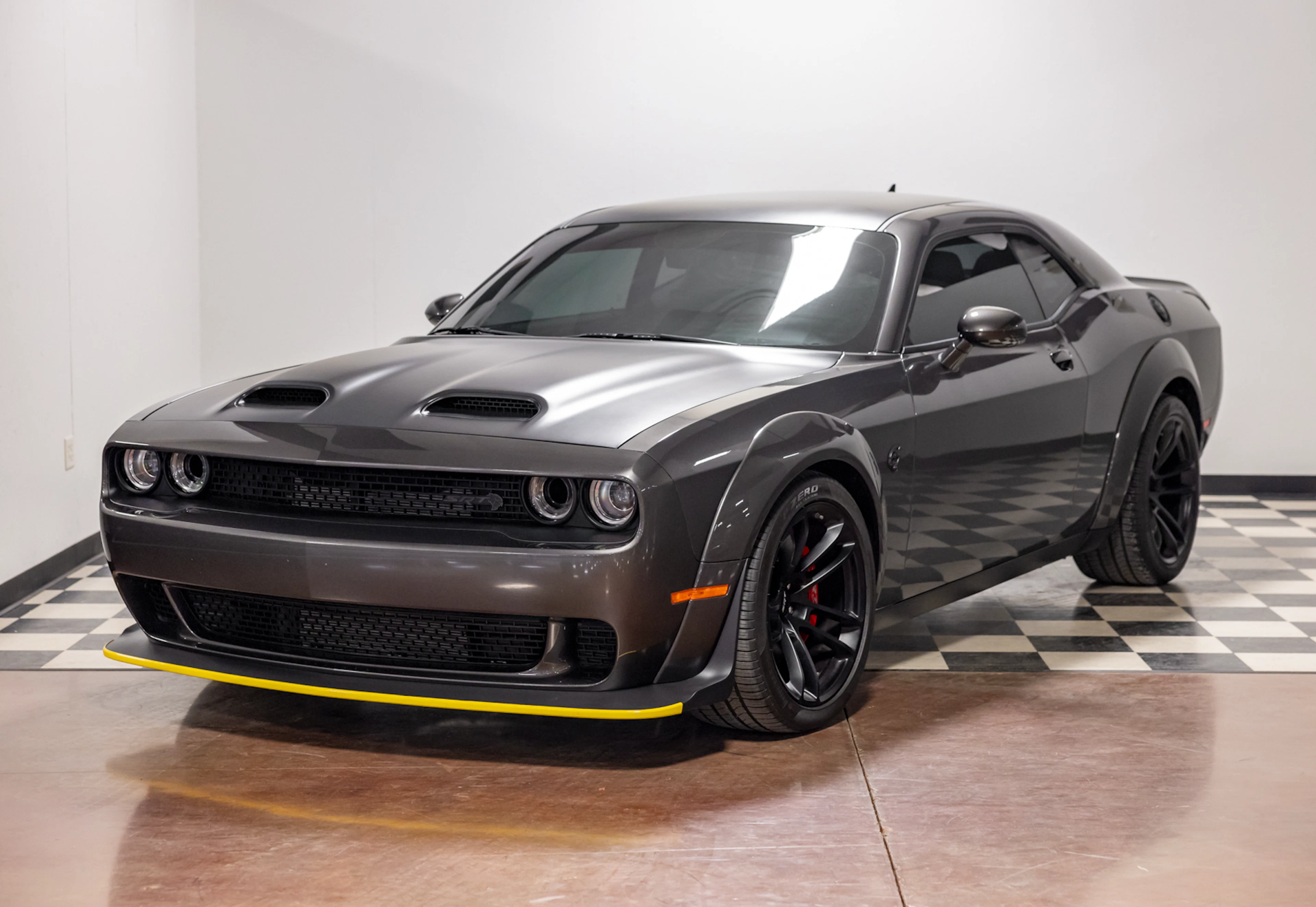 326-Mile 2023 Dodge Challenger SRT Hellcat Widebody Jailbreak